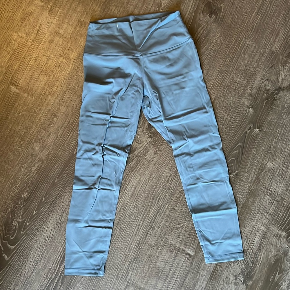 Born Primitive Leggings size L